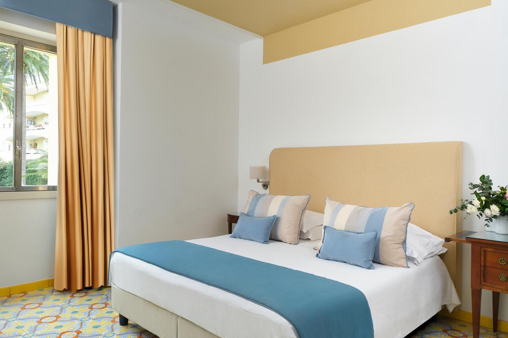Hotel Grand Angiolieri 5*